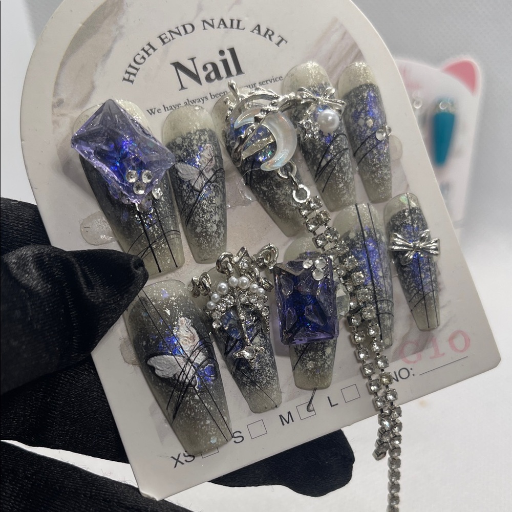 M size custom Silver and Blue Nail Art Set